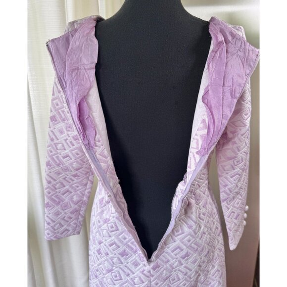Vintage 70s dress, lavender textured geometric print, A-Line silhouette gown - Picture 10 of 10